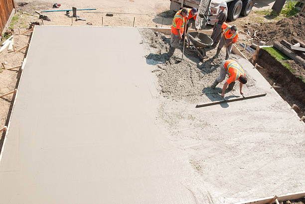 Best Concrete Retaining Walls in Fussels Corner, FL